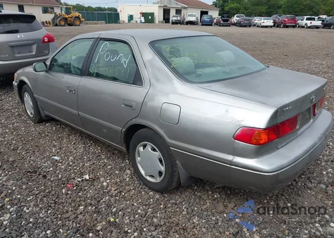 2000 Toyota Camry Ce из США, поврежденный, VIN 4T1BG22K9YU642800